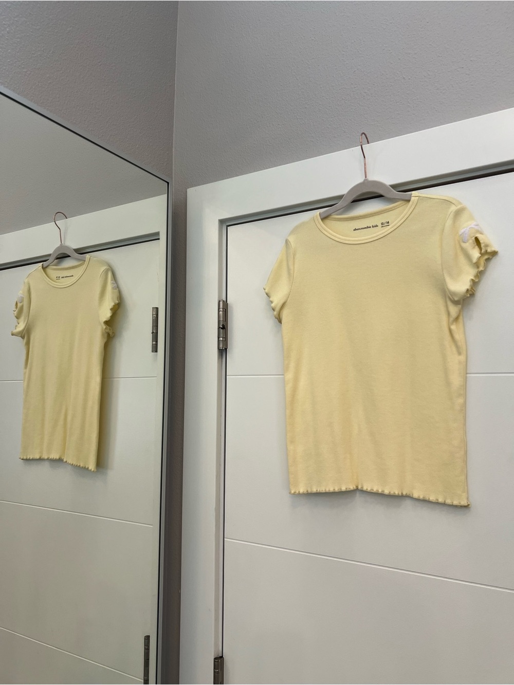 Abercrombie Kids yellow t-shirt Size 13 years #kidsfashion #summer